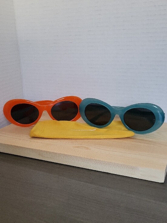 Accessories - Retro Nirvana Curt Cobain Style Oval Sunglasses in Orange & Teal Set of 2